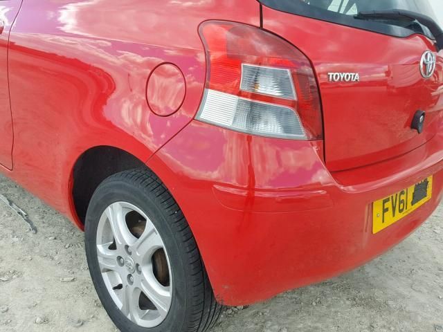 Toyota, Hatchback | 4
