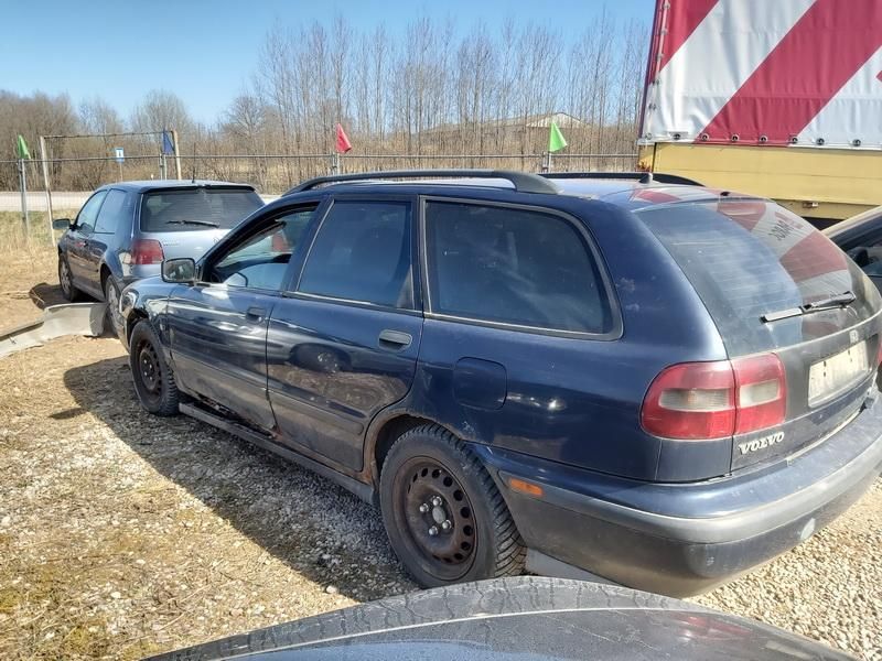 Volvo, Universalas | 6