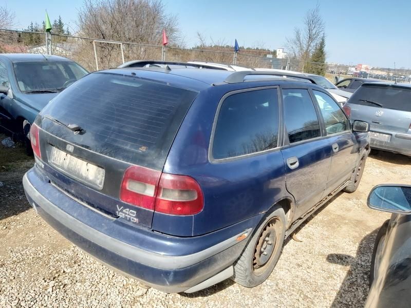 Volvo, Universalas | 7