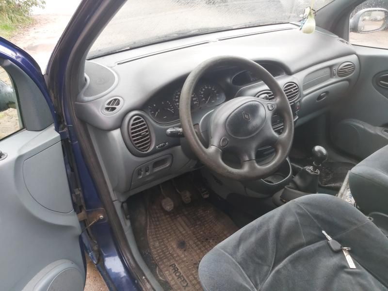 Renault 4, Vienatūris | 5