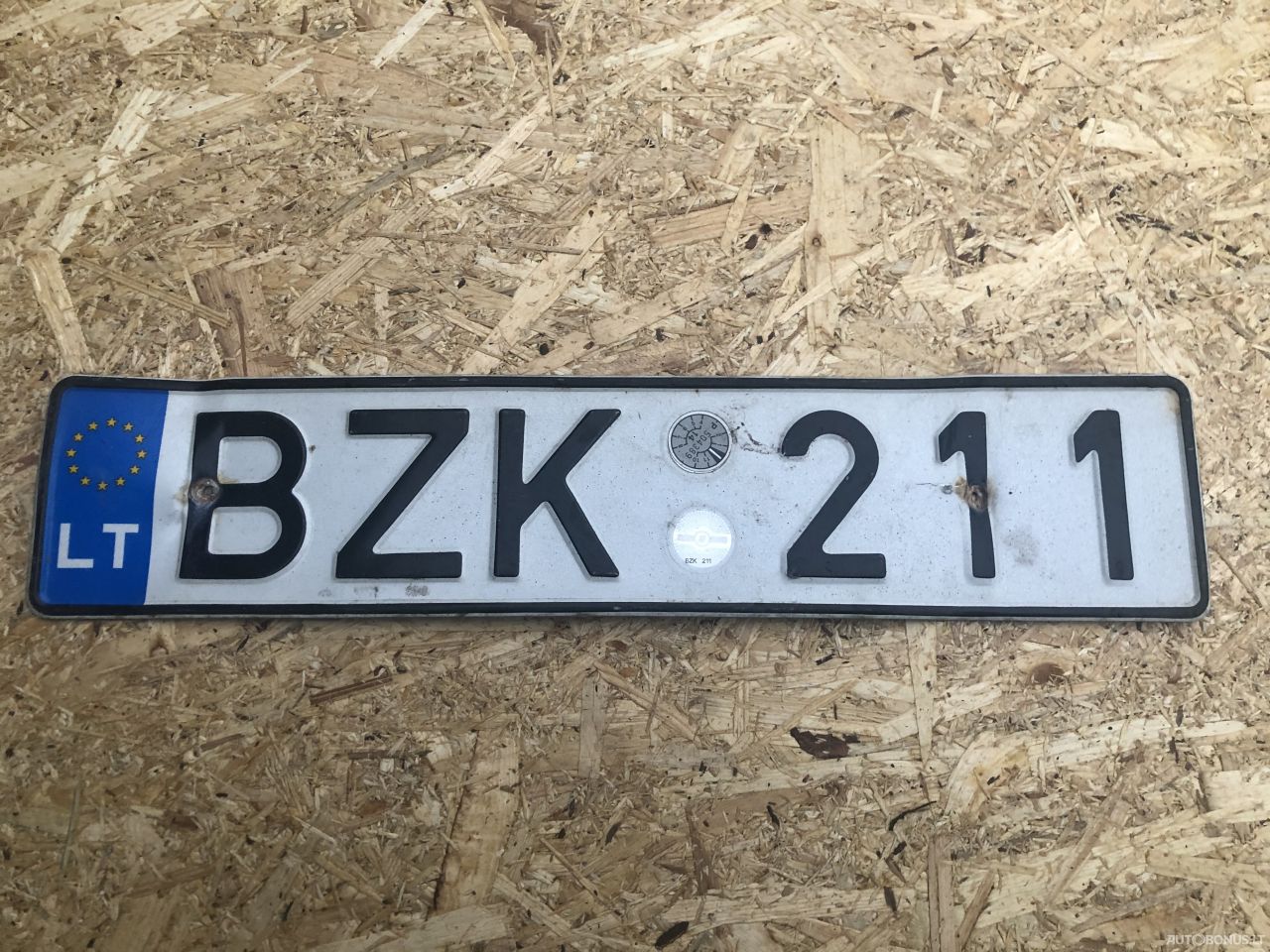  BZK211