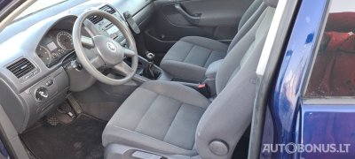 Volkswagen Golf | 3