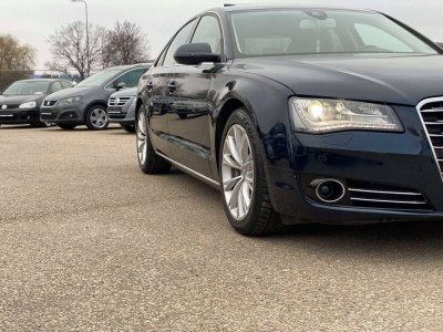 Audi A8 | 3