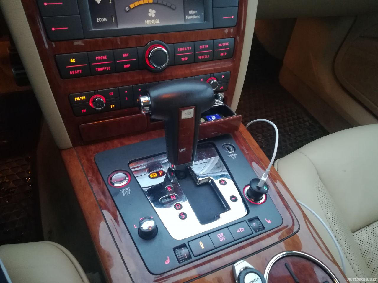 Volkswagen Phaeton | 10