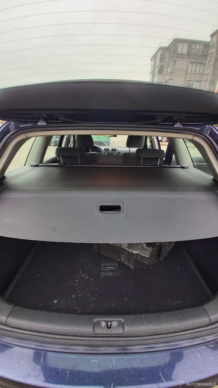 Volkswagen Golf | 2