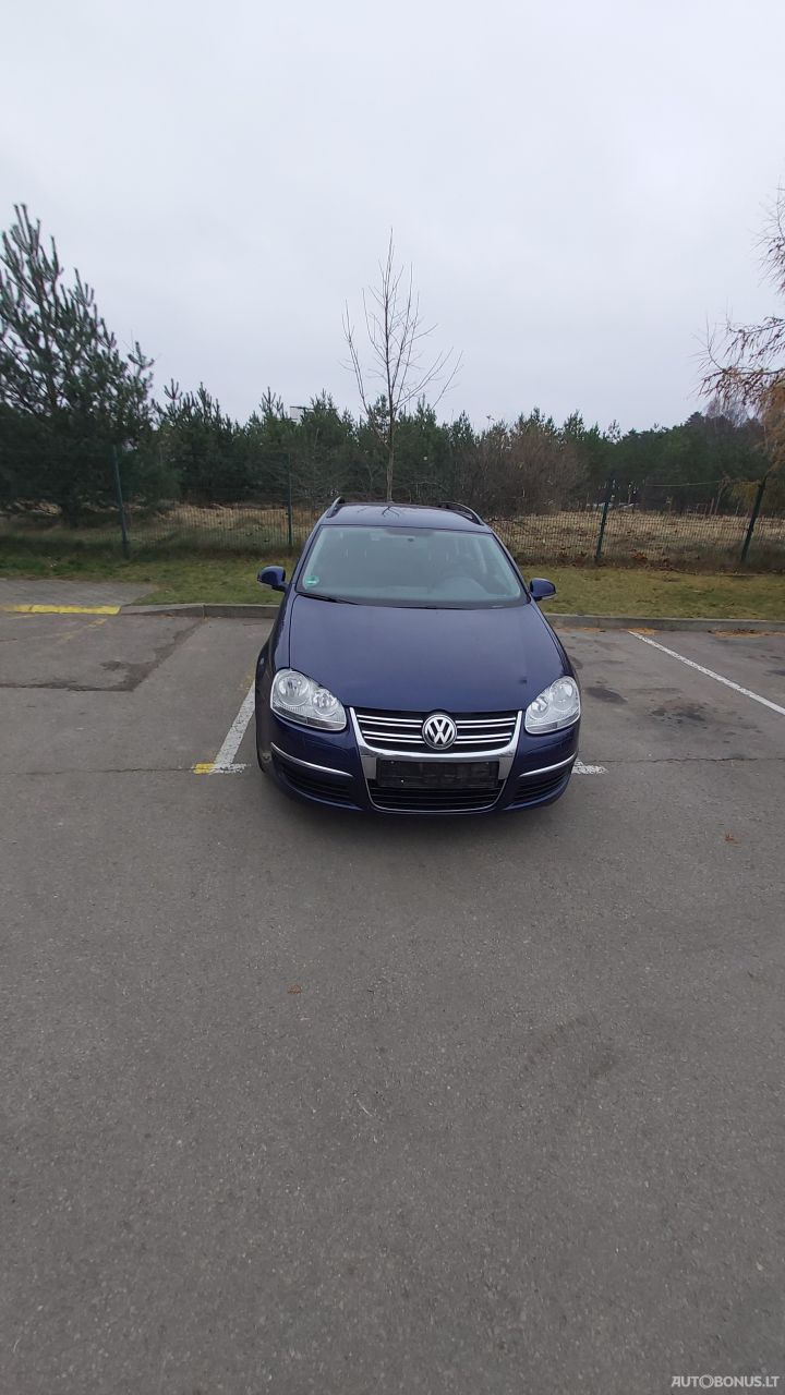 Volkswagen Golf | 3