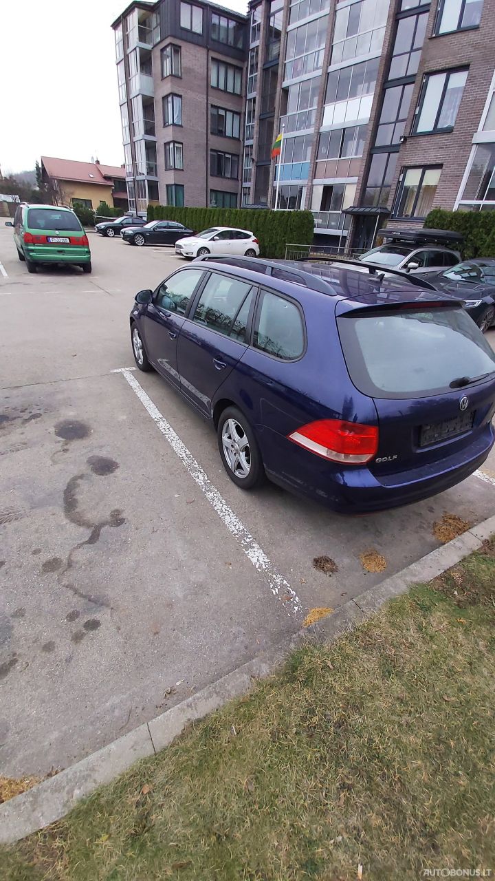 Volkswagen Golf | 4