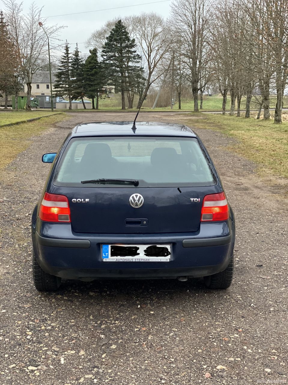 Volkswagen Golf | 3