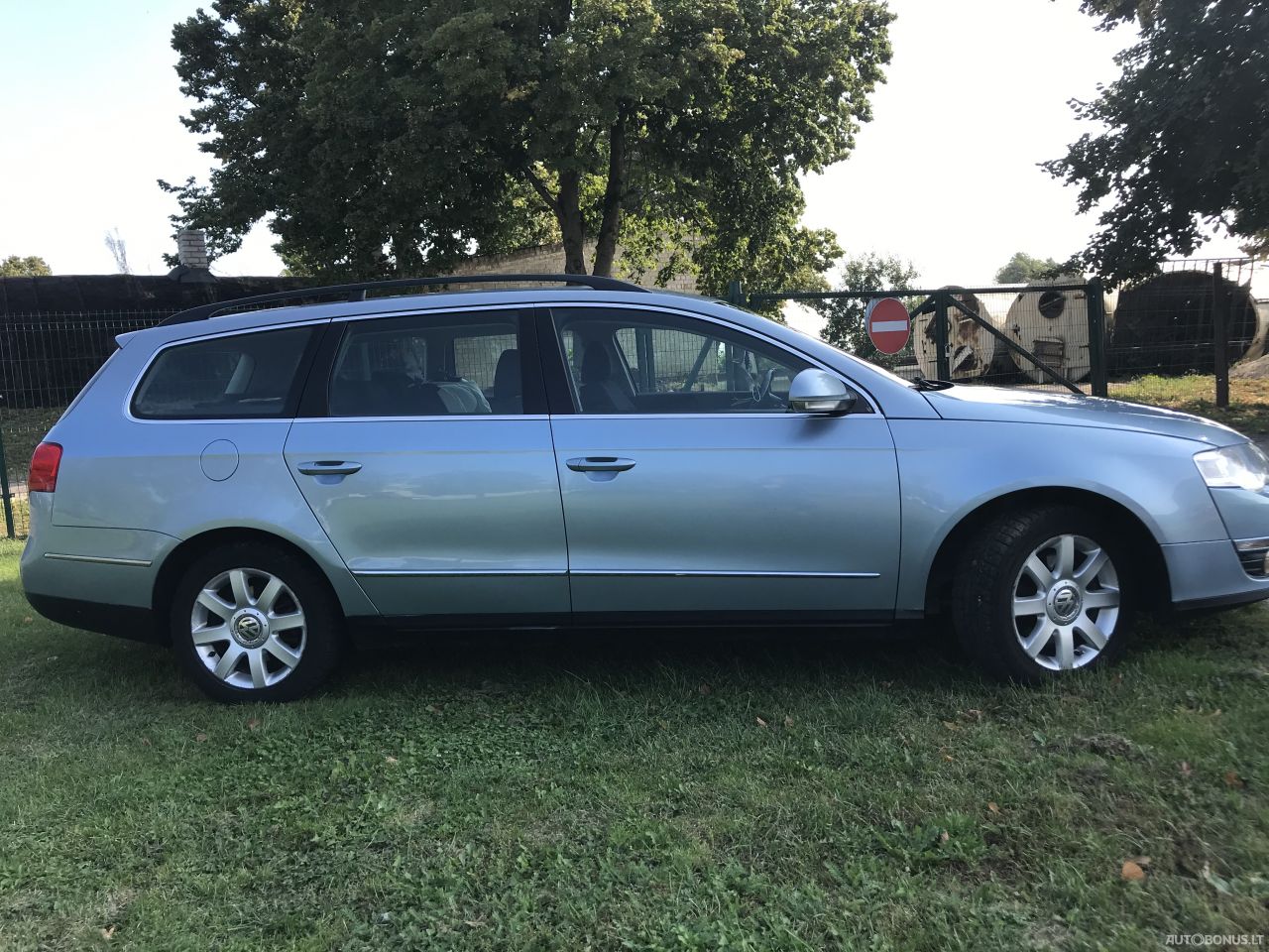 Volkswagen Passat | 1
