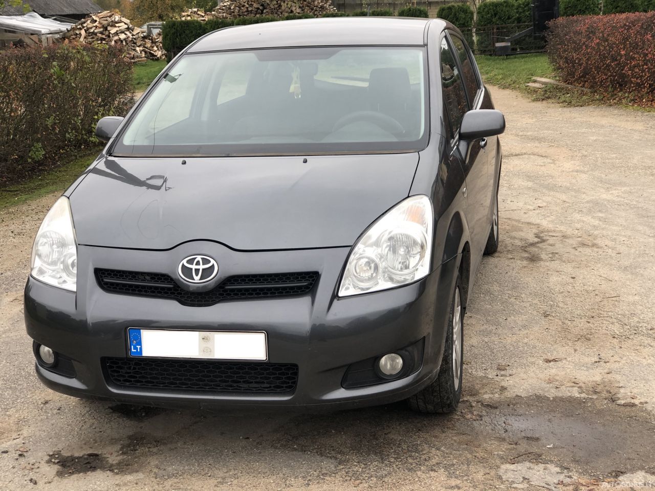 Toyota Corolla Verso | 2