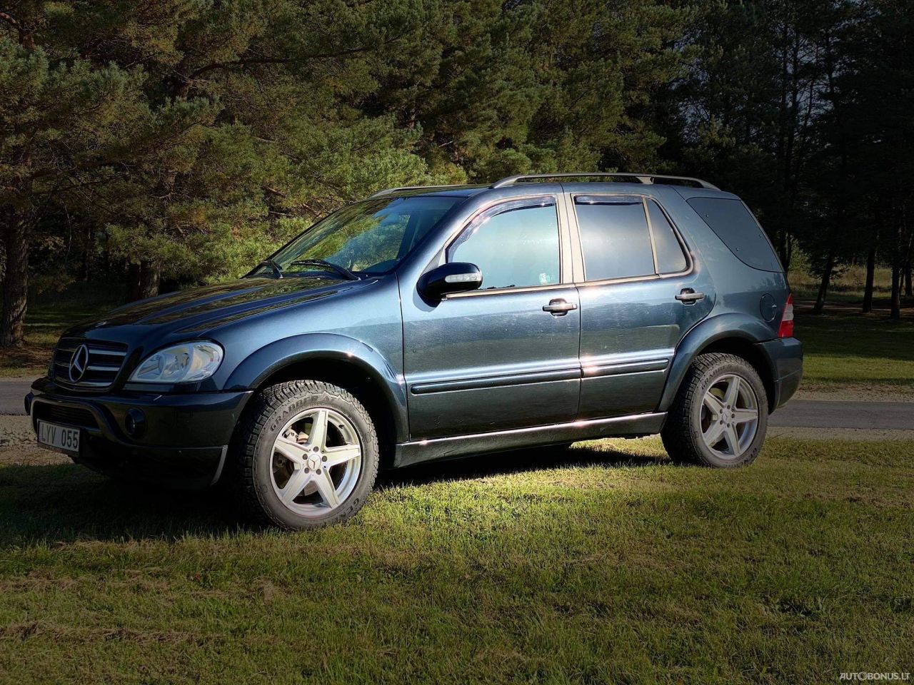 Mercedes-Benz ML55 AMG | 12