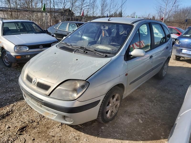 Renault 4, Vienatūris | 4