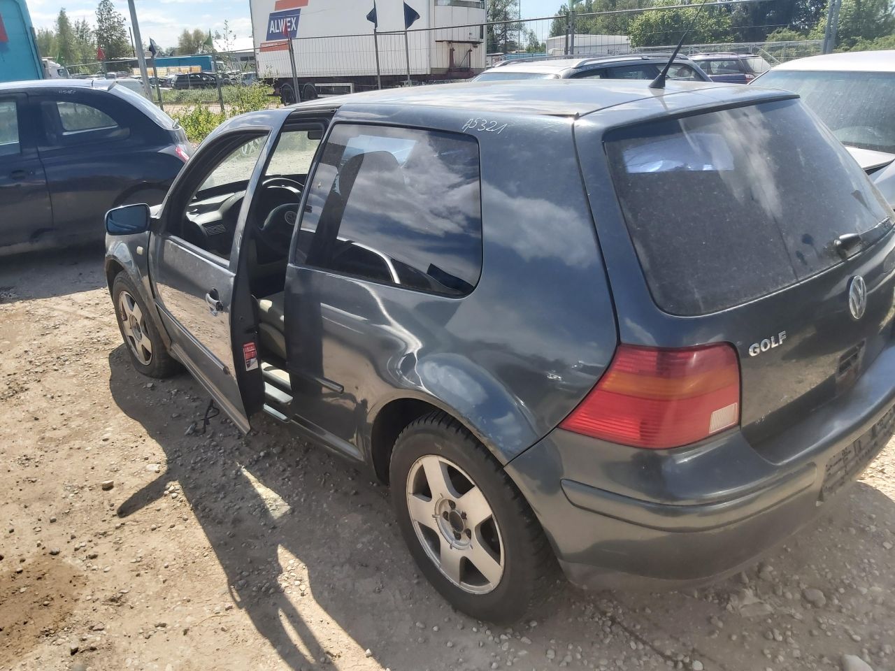 Volkswagen, Хэтчбек | 7