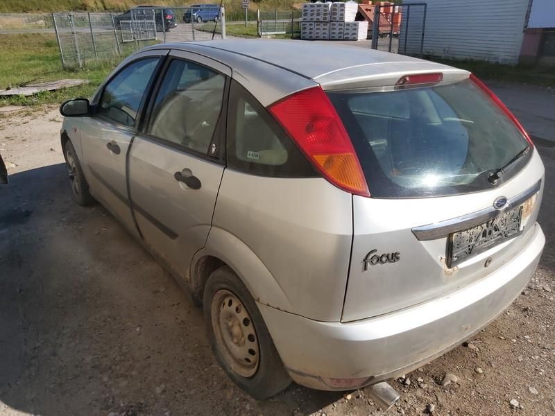 Ford, Hatchback | 7