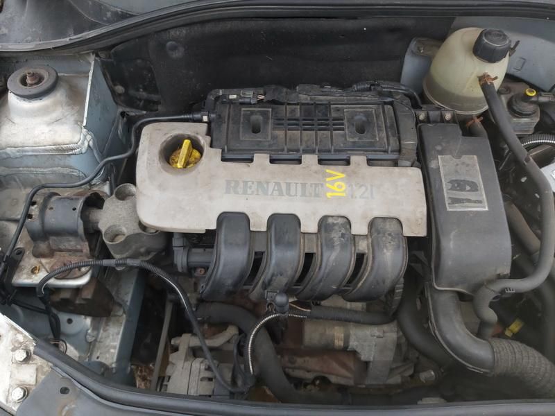 Renault 4, Hatchback | 1