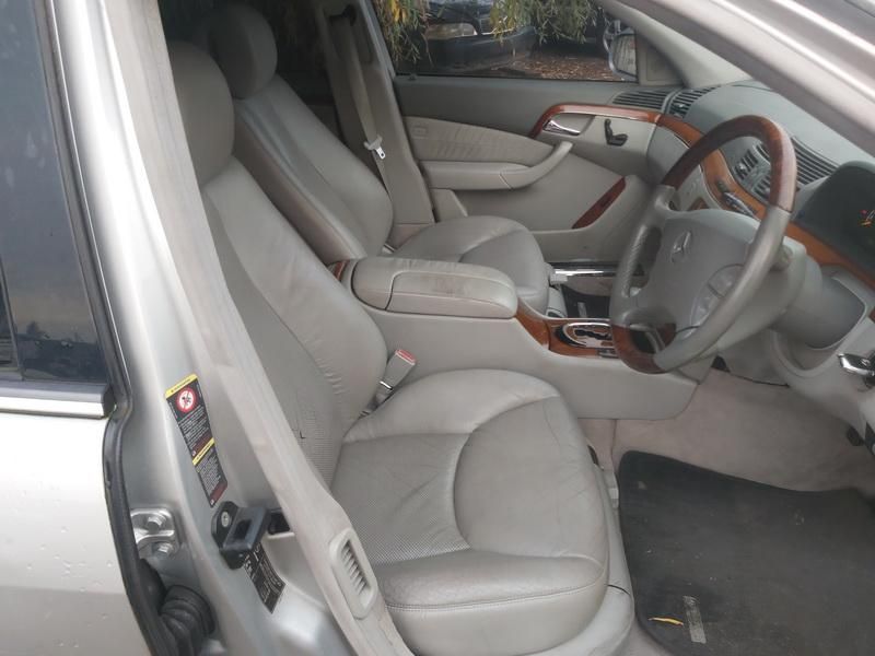 Mercedes-Benz, Saloon | 4