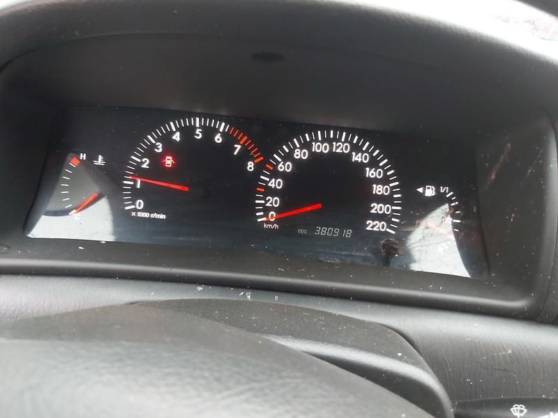 Toyota, Hatchback | 6