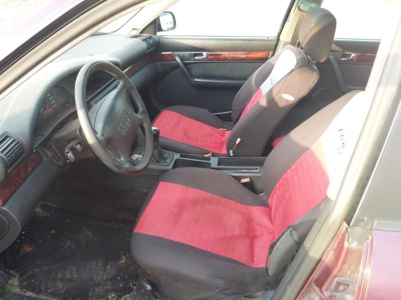 Audi, Sedanas | 4