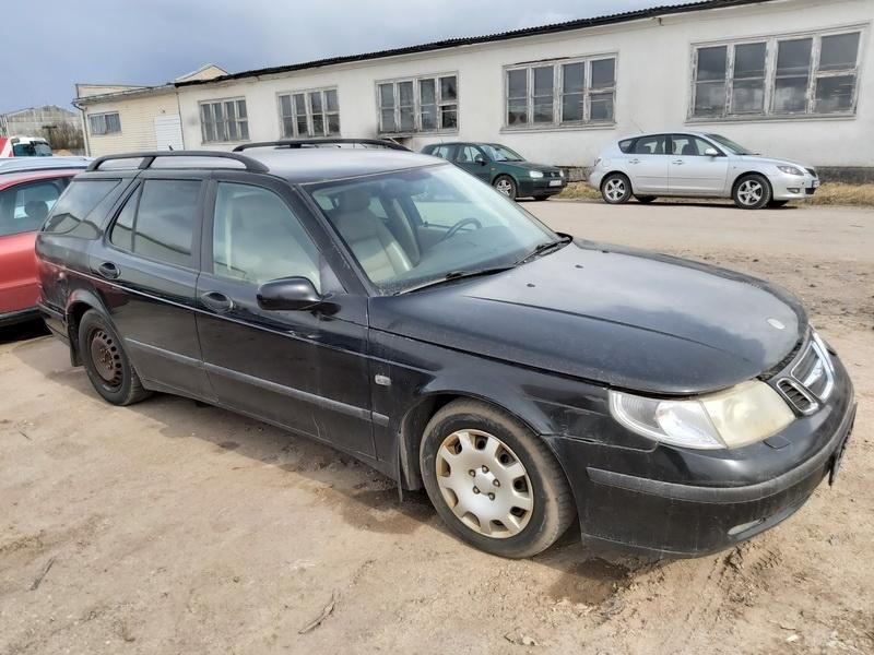 Saab, Universal