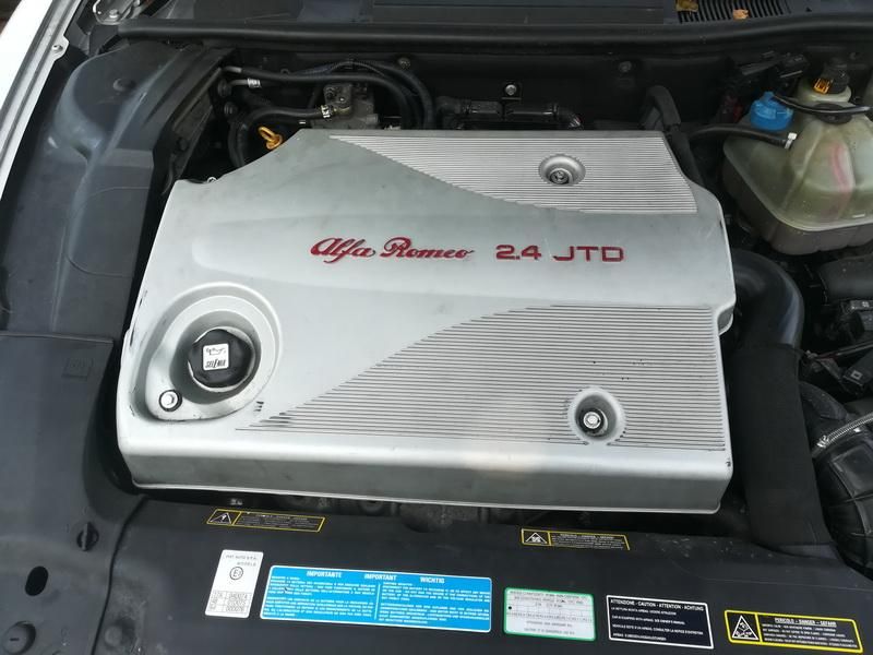 Alfa Romeo, Седан | 1