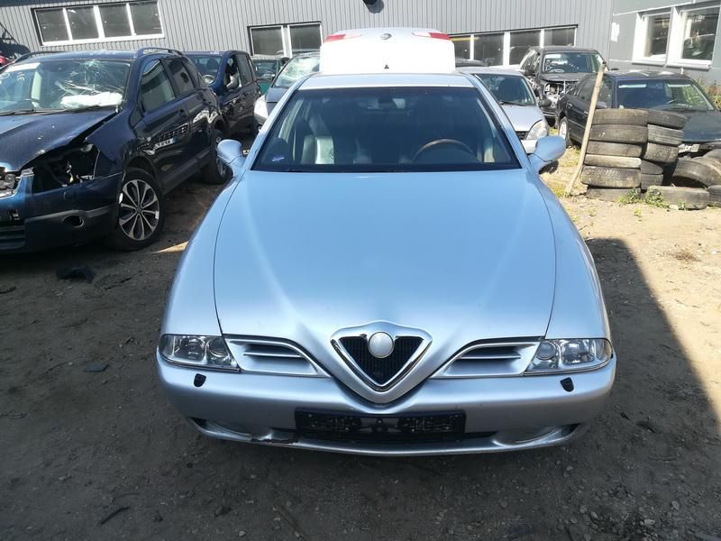 Alfa Romeo, Седан