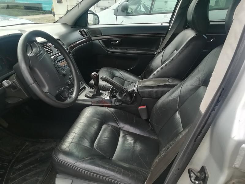 Volvo, Saloon | 4