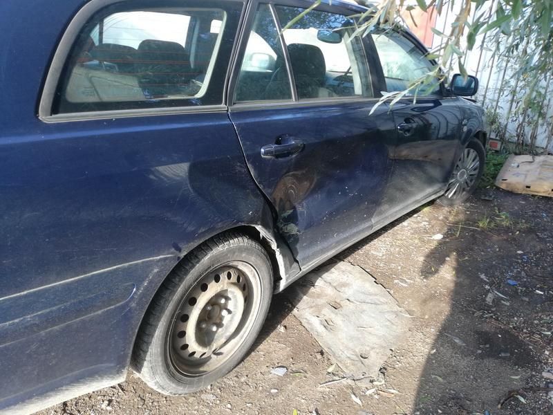 Toyota, Universalas | 4