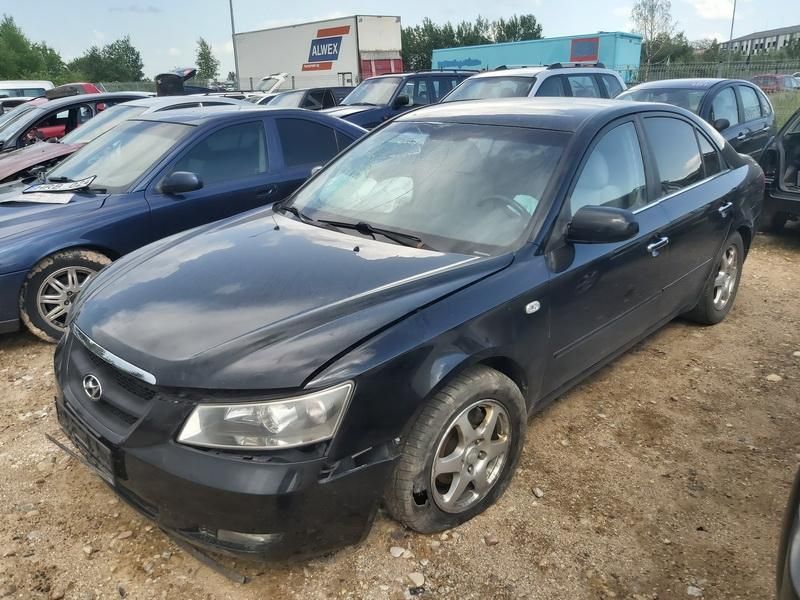 Hyundai, Saloon | 3