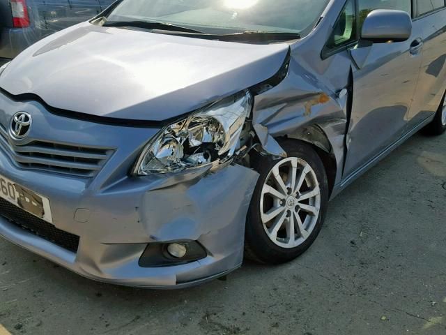 Toyota, Monovolume | 4