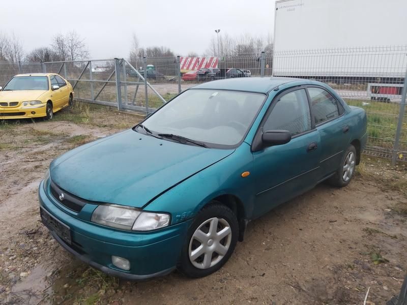 Mazda, Saloon | 3