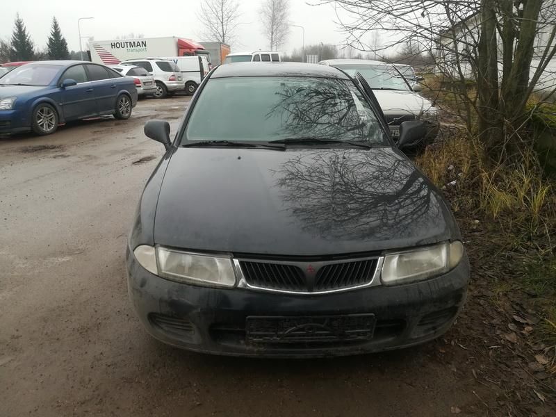 Mitsubishi, Hatchback