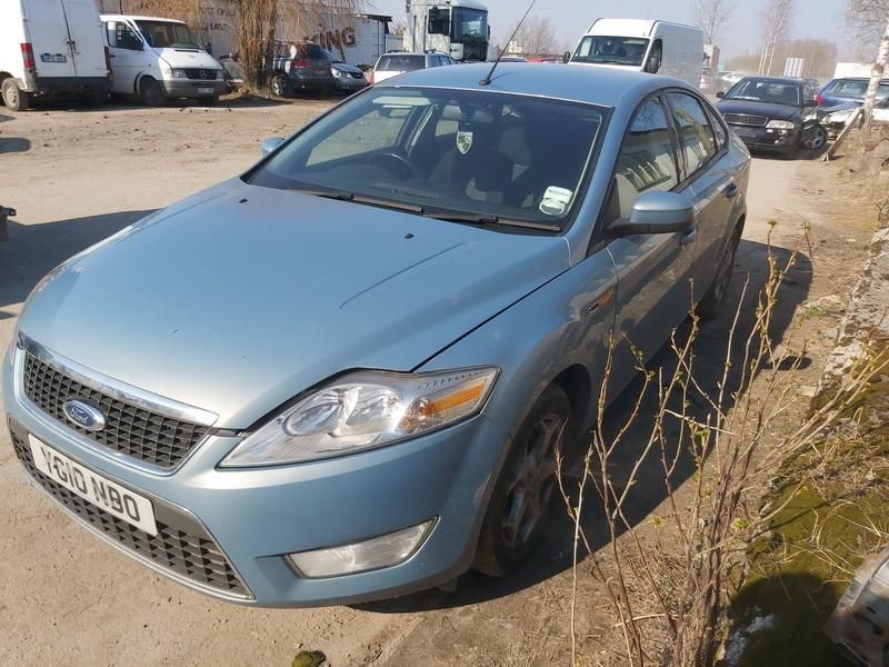 Ford, Hatchback | 3
