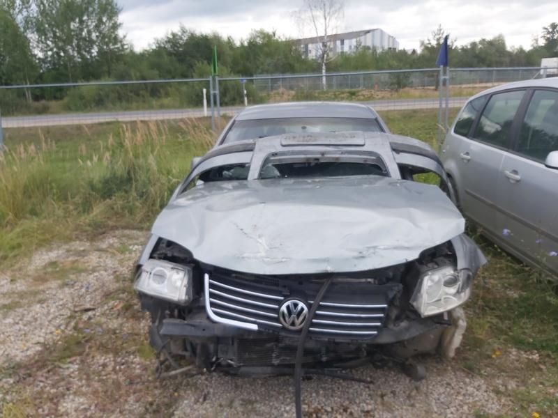Volkswagen, Saloon | 2