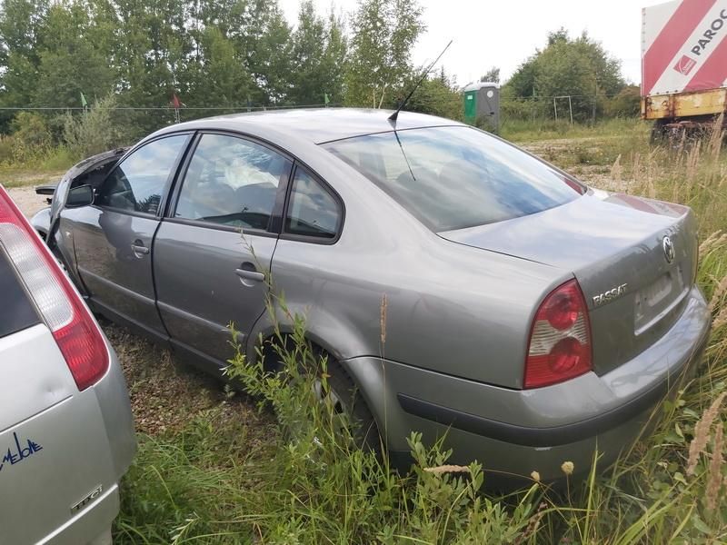 Volkswagen, Saloon | 7