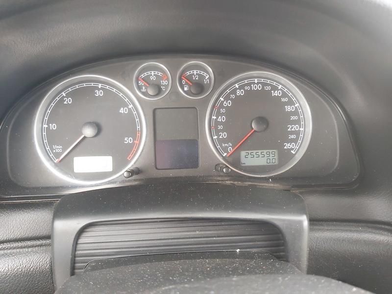 Volkswagen, Saloon | 6