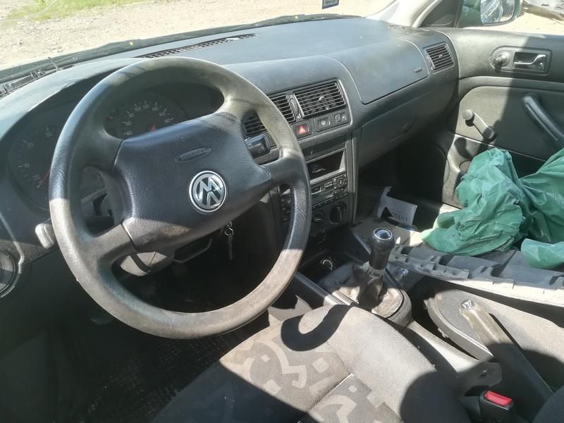 Volkswagen, Hatchback | 5