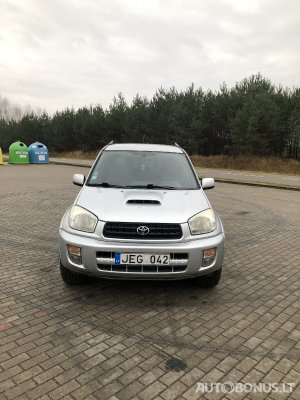 Toyota RAV4 | 3