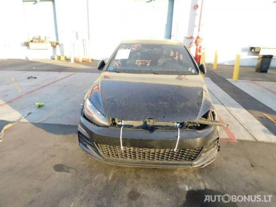 Volkswagen Golf | 2