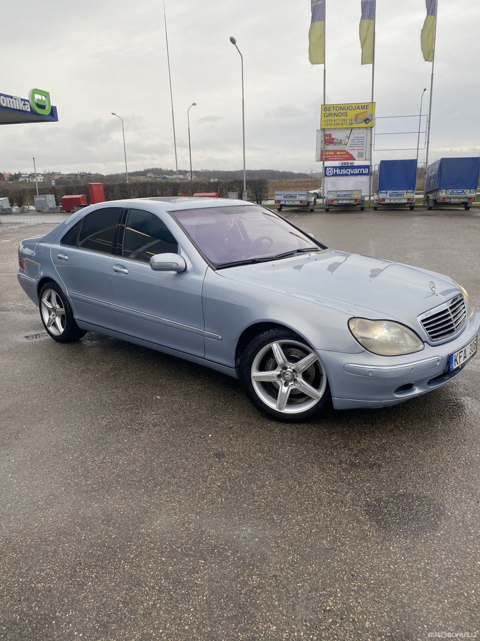 Mercedes-Benz S320