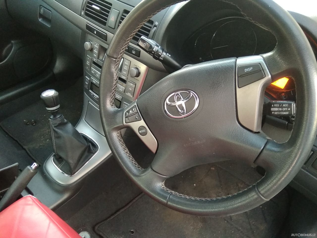 Toyota Avensis, Hatchback | 5