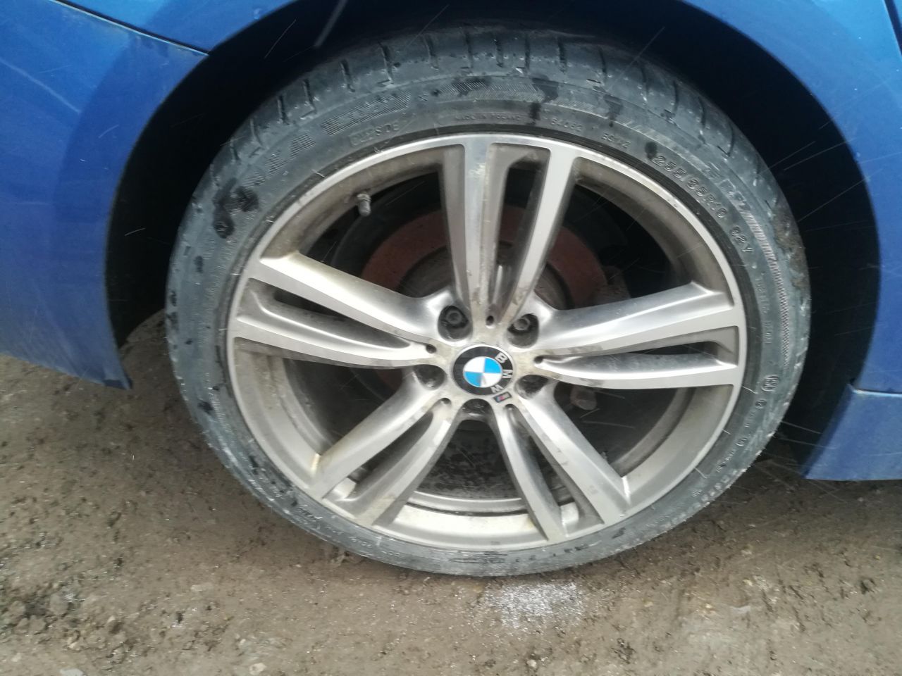 BMW, Hatchback | 6