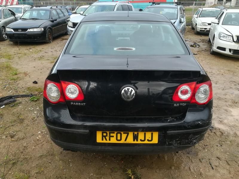 Volkswagen, Saloon | 7