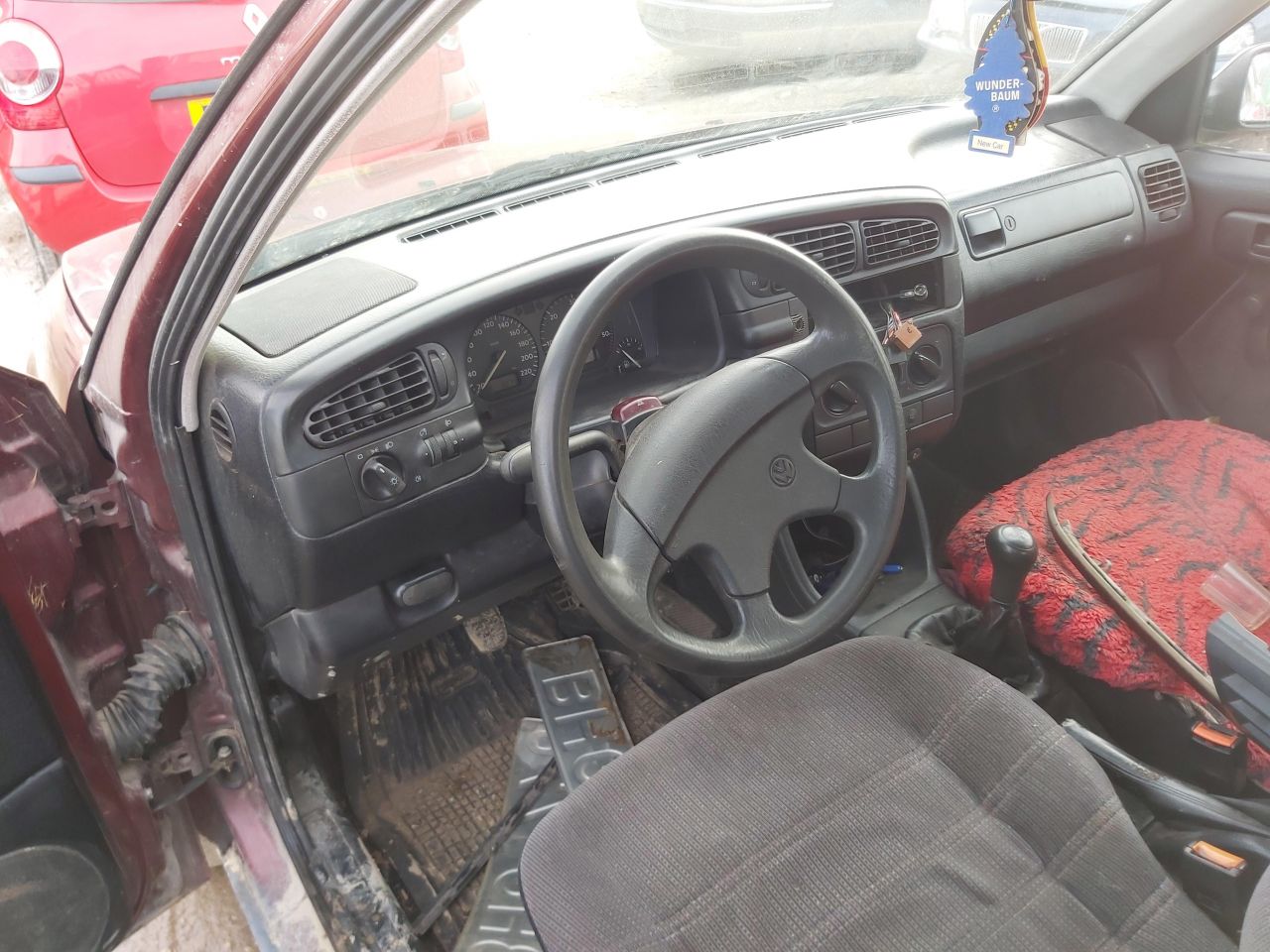 Volkswagen, Saloon | 7