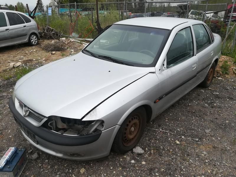 Opel, Saloon | 3