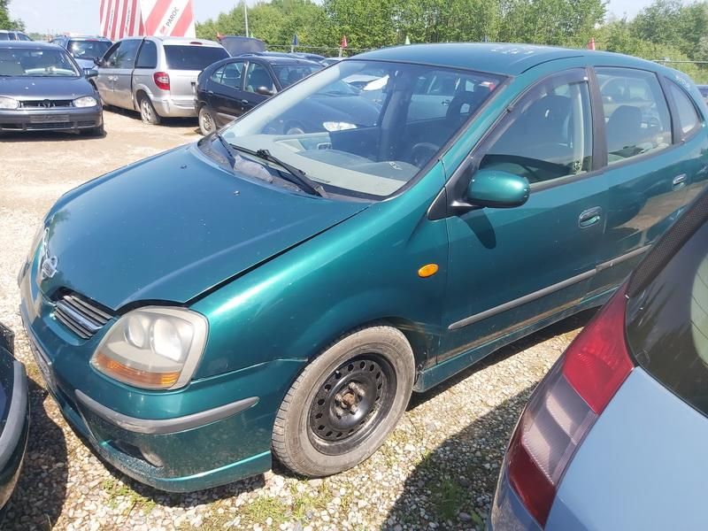 Nissan, Vienatūris | 2