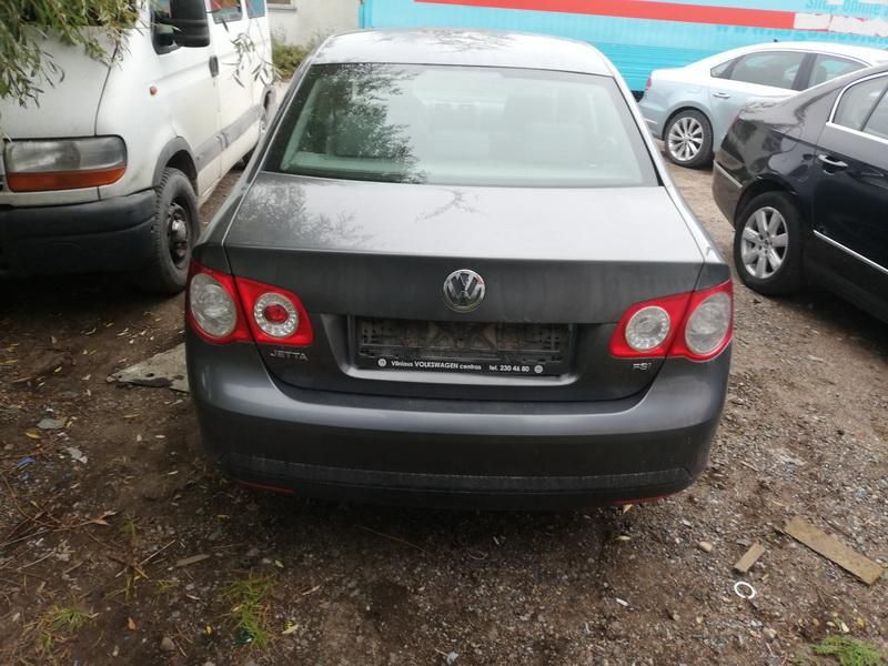 Volkswagen, Седан | 7