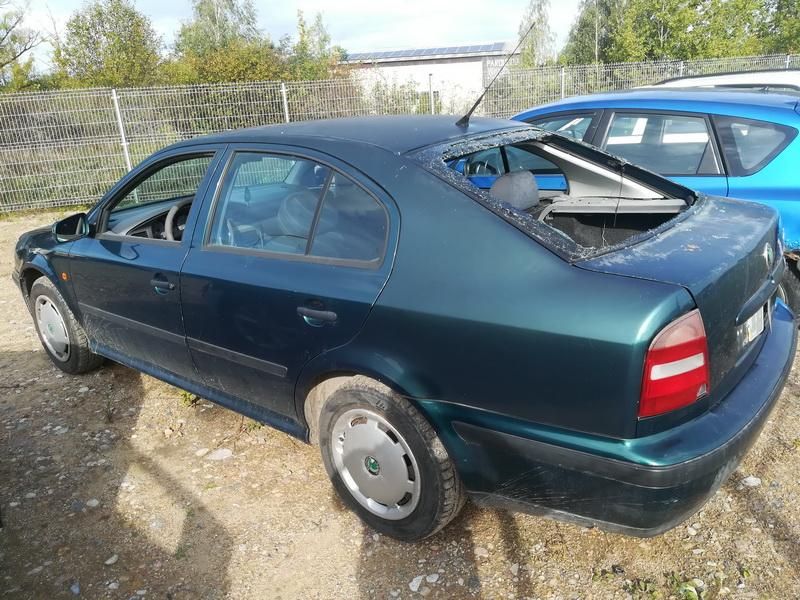 Skoda, Hatchback | 6