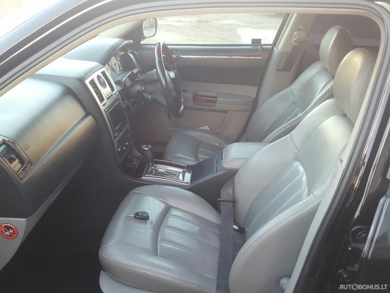 Chrysler 300 C, Saloon | 10