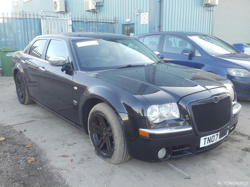 Chrysler 300 C, Saloon | 3