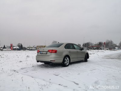 Volkswagen Jetta | 3